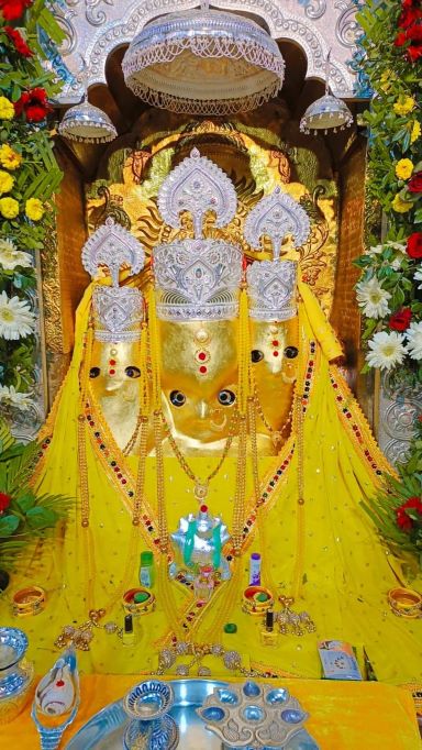 maa-baglamukhi-mandir